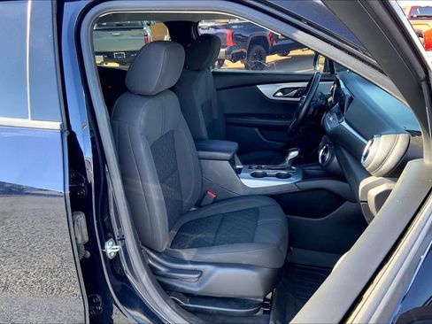 Used 2020 Chevrolet Blazer LT image 9