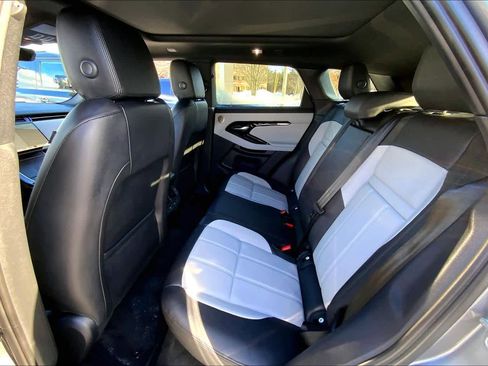 Certified 2026 Land Rover Range Rover Evoque Dynamic SE image 20