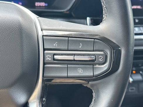 Used 2024 Chevrolet Colorado LT w/ LT Convenience Package II AWD/4WD image 22