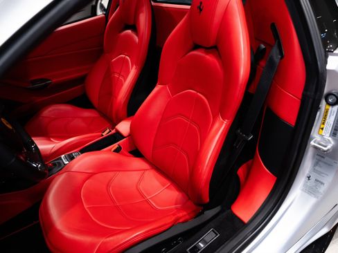 Used 2018 Ferrari 488 Spider RWD image 21