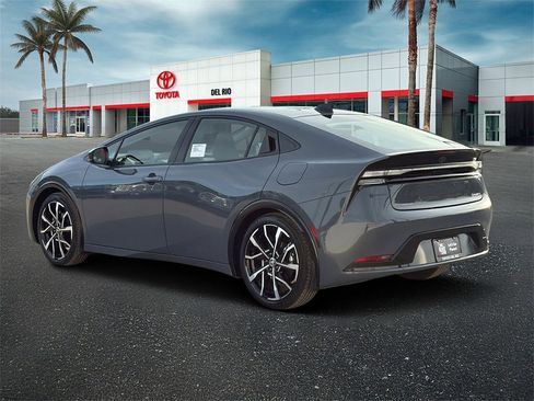 New 2026 Toyota Prius Plug-In Hybrid image 4