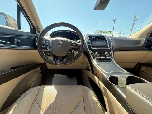 Used 2016 Lincoln MKX Reserve w/ Climate Package AWD/4WD image 29