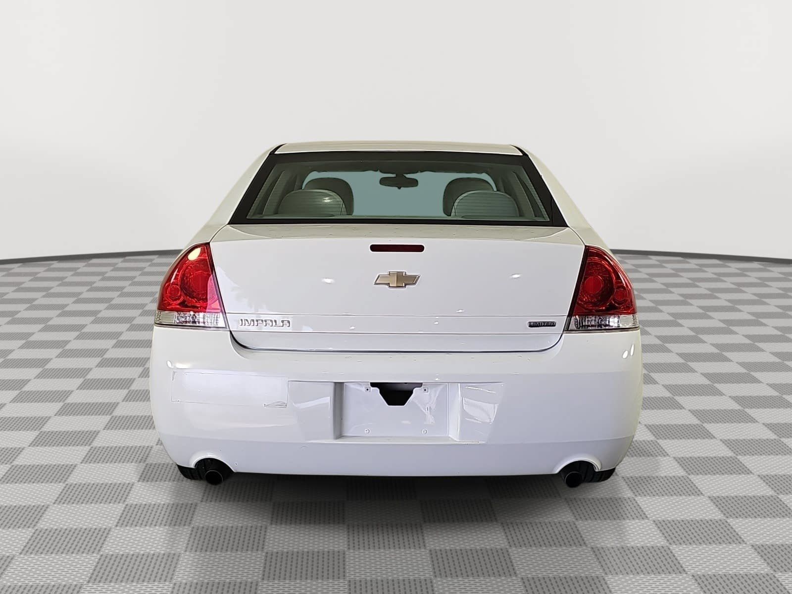 Used 2016 Chevrolet Impala Limited LS FWD image 7