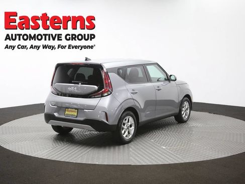 Used 2023 Kia Soul LX w/ Option Group 015 FWD image 40