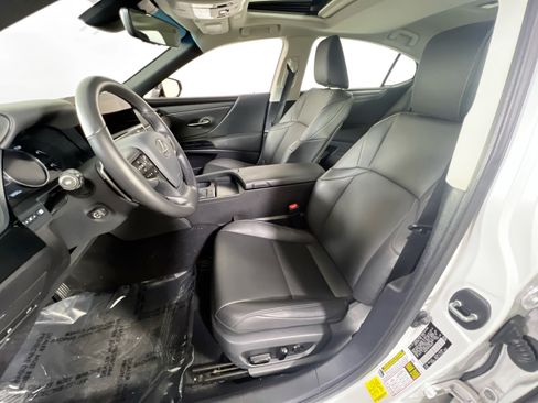 Used 2025 Lexus ES 350 w/ Premium Package FWD image 20