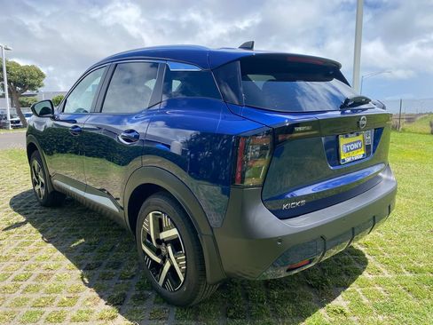 Used 2026 Nissan Kicks SV FWD image 5