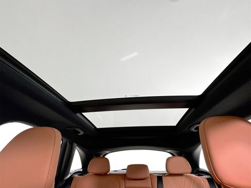 New 2025 Mercedes-Benz GLC 63 AMG S image 24