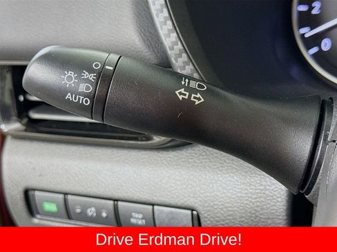 Used 2025 Nissan Sentra SV FWD image 15