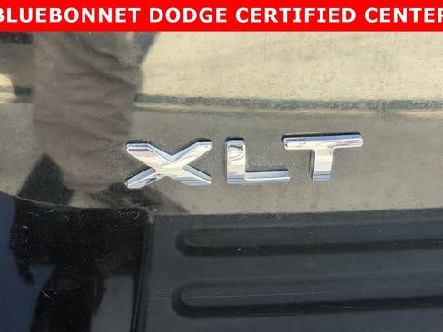 Used 2016 Ford Expedition XLT RWD image 18