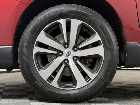 Used 2019 Subaru Outback 2.5i Limited image 12