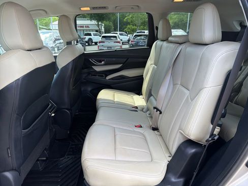 Used 2019 Subaru Ascent Limited AWD/4WD image 43