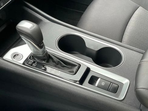 Certified 2021 Nissan Altima 2.5 SV w/ SV Premium Package image 20