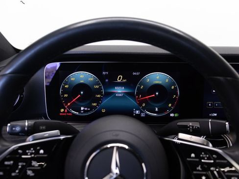 Used 2022 Mercedes-Benz E 350 Sedan image 28