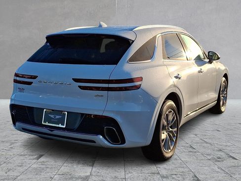 Certified 2023 Genesis GV70 2.5T AWD/4WD image 6