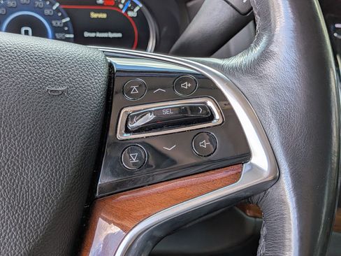Used 2019 Cadillac Escalade Premium Luxury AWD/4WD image 27