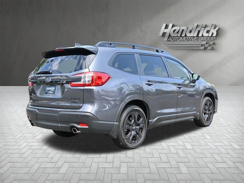 Used 2025 Subaru Ascent Onyx Edition w/ Onyx Package image 9