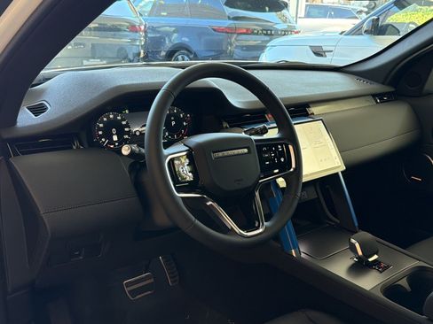 New 2026 Land Rover Discovery Sport Landmark AWD/4WD image 4