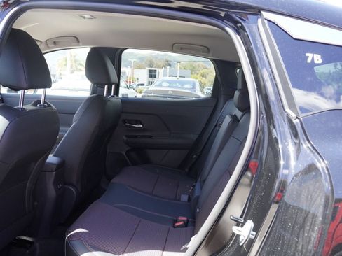 New 2026 Nissan Kicks SR FWD image 16