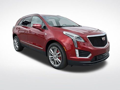 New 2026 Cadillac XT5 Sportv w/ LPO, Floor Liner Package AWD/4WD image 8