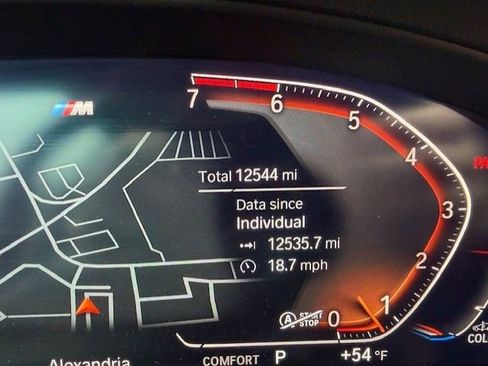 Certified 2024 BMW X4 xDrive30i w/ Premium Package image 4