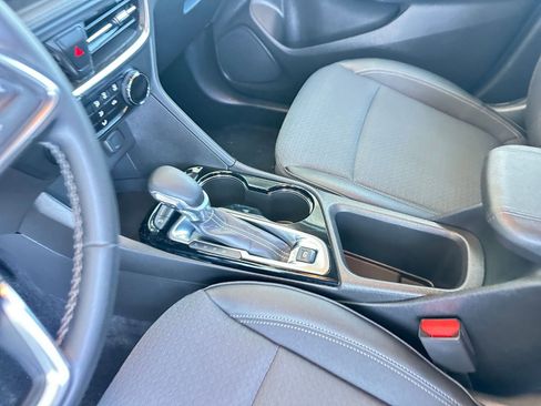 Used 2025 Buick Encore GX Preferred image 41