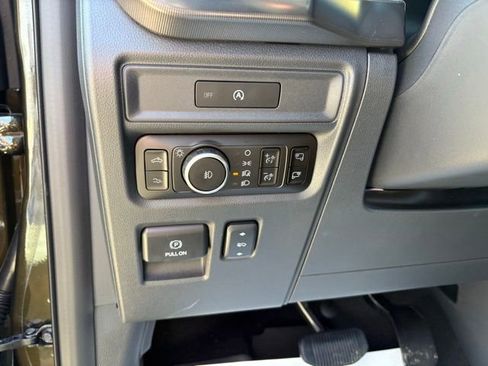 Used 2025 Ford F150 Raptor image 21