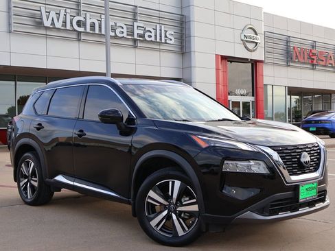 Used 2023 Nissan Rogue SL FWD image 1