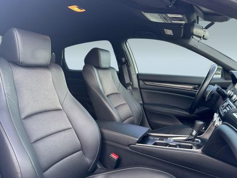 Certified 2022 Honda Accord Sport image 31