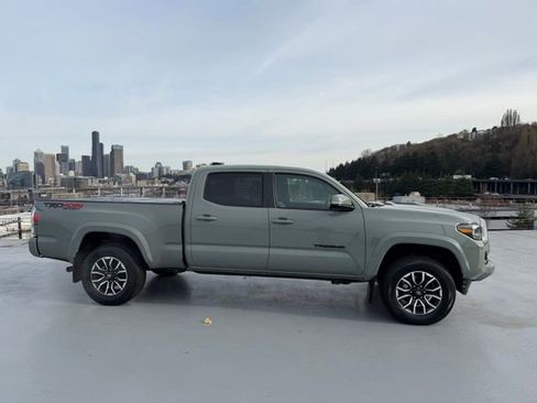 Certified 2023 Toyota Tacoma TRD Sport w/ Advanced Technology Package image 7