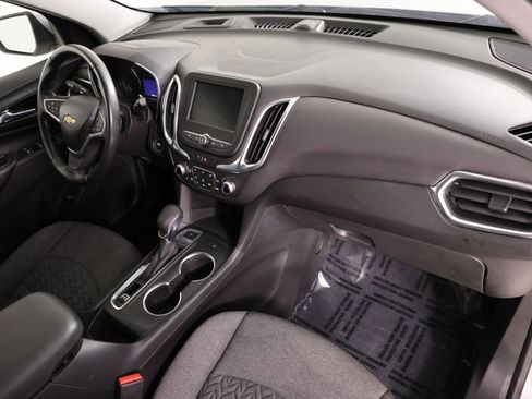 Used 2022 Chevrolet Equinox LT image 30