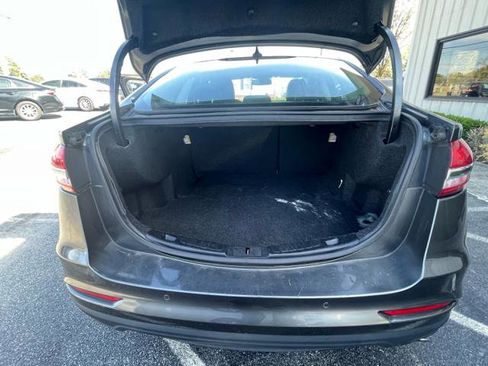 Used 2020 Ford Fusion SEL image 14