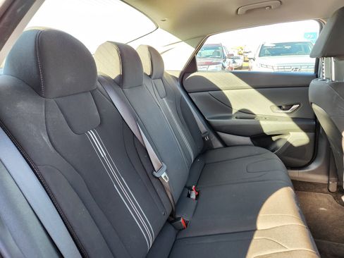 Certified 2023 Hyundai Elantra SEL w/ Convenience Package image 14