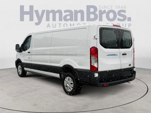 Used 2023 Ford E-Transit Low Roof image 5