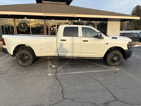 New 2026 RAM 3500 Tradesman image 13