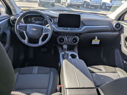 New 2026 Chevrolet Blazer LT image 15