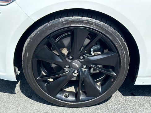Used 2023 Genesis G70 2.0T w/ Sport Prestige Package RWD image 5