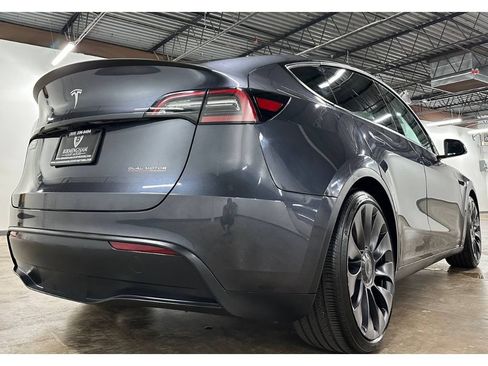 Used 2025 Tesla Model Y Performance AWD/4WD image 10