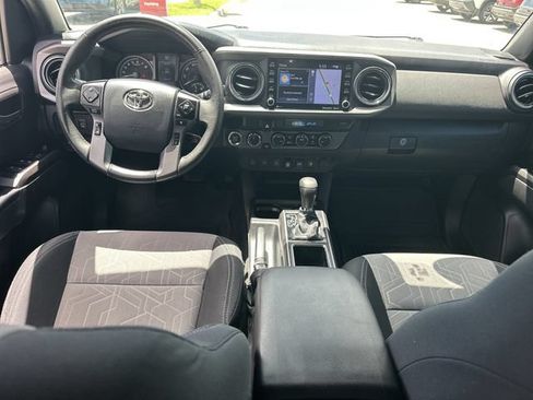 Used 2023 Toyota Tacoma TRD Off-Road w/ Advanced Technology Package AWD/4WD image 16