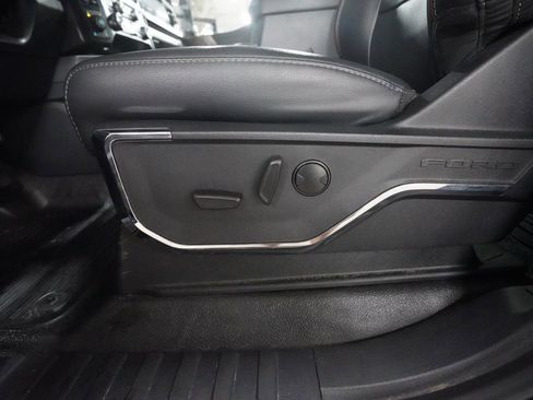 Used 2024 Ford F350 Lariat w/ Lariat Ultimate Package AWD/4WD image 27