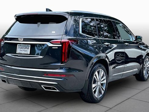 Used 2020 Cadillac XT6 Premium Luxury FWD image 13
