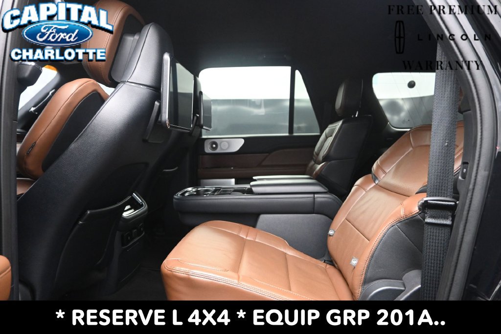Used 2023 Lincoln Navigator L Reserve AWD/4WD image 11