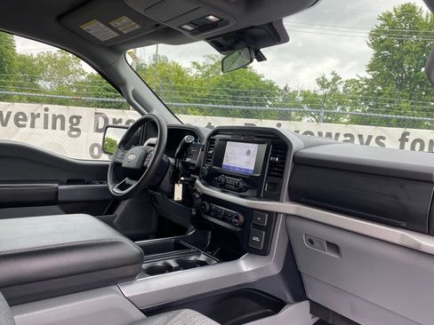 Used 2022 Ford F150 XLT w/ Trailer Tow Package AWD/4WD image 18