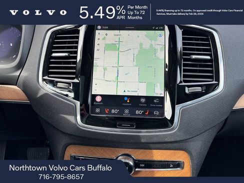 Used 2024 Volvo XC90 B6 Plus image 8