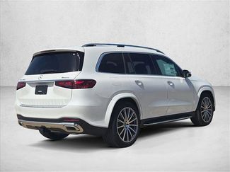 New 2026 Mercedes-Benz GLS 580 4MATIC video 2