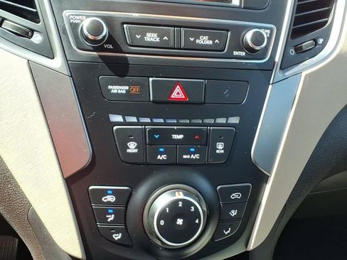 Used 2017 Hyundai Santa Fe Sport AWD/4WD image 19