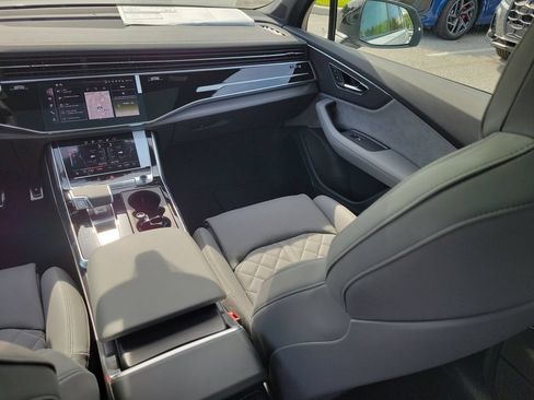 New 2026 Audi SQ7 Premium Plus AWD/4WD image 23