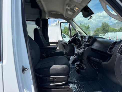 Used 2023 RAM ProMaster 3500 FWD image 17