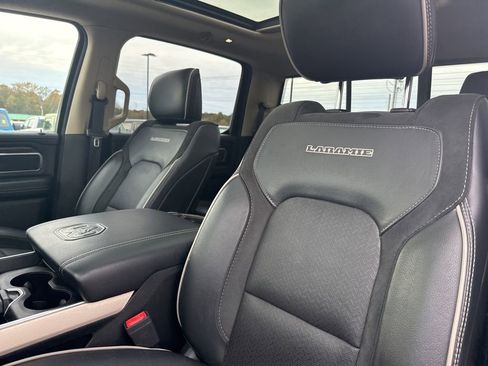 Used 2019 RAM 1500 Laramie image 13