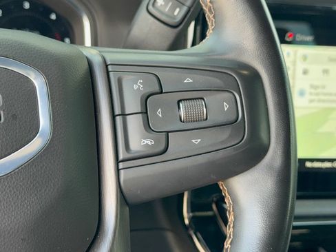 Used 2024 GMC Sierra 2500 AT4 w/ AT4 Premium Plus Package AWD/4WD image 19