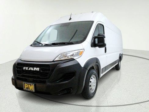 Used 2023 RAM ProMaster 3500 FWD image 2